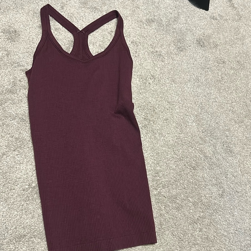 Lululemon tank top